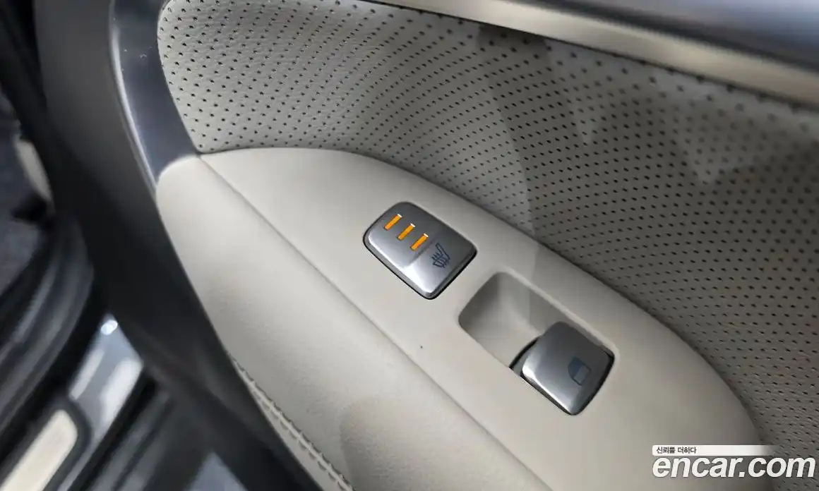 Genesis G70 2017 2.0 Автомат в Москве № 717256, фото 18