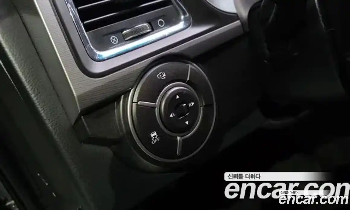 SsangYong Korando 2016 2.0 Автомат в Москве № 717713, фото 11