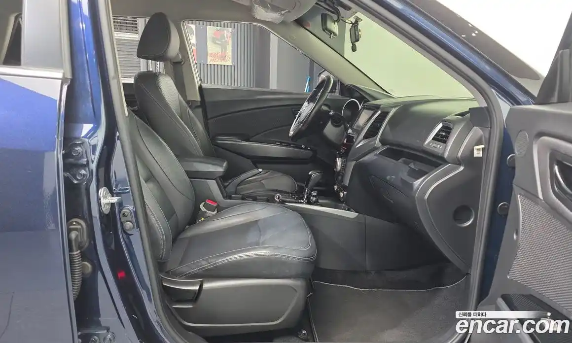 SsangYong TIBOLI 2018 1.6 Автомат в Москве № 717925, фото 11