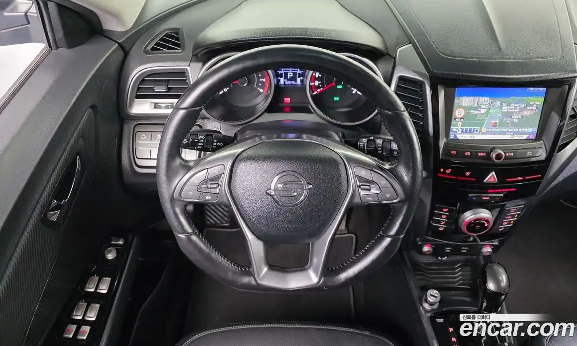 SsangYong TIBOLI 2018 1.6 Автомат в Москве № 717925, фото 13