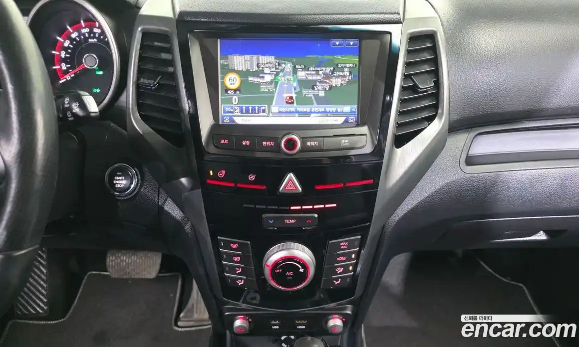 SsangYong TIBOLI 2018 1.6 Автомат в Москве № 717925, фото 14