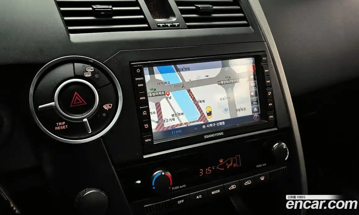 SsangYong Korando 2013 2.0 Автомат в Москве № 717952, фото 14