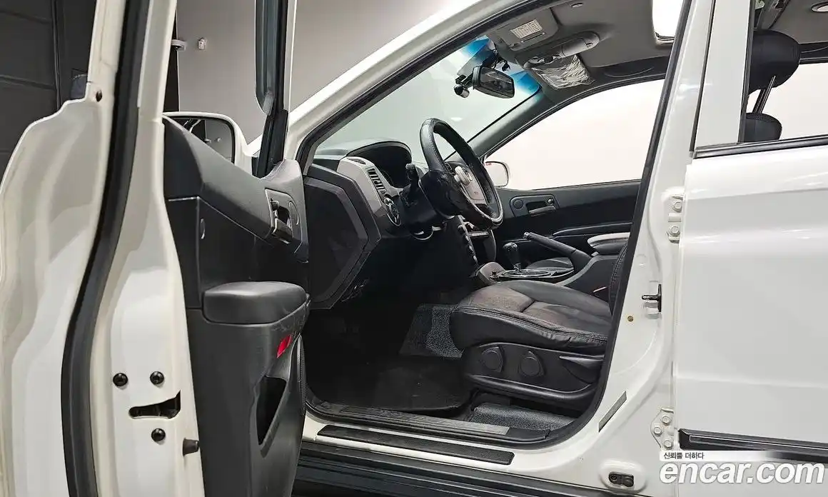 SsangYong Korando 2013 2.0 Автомат в Москве № 717952, фото 10