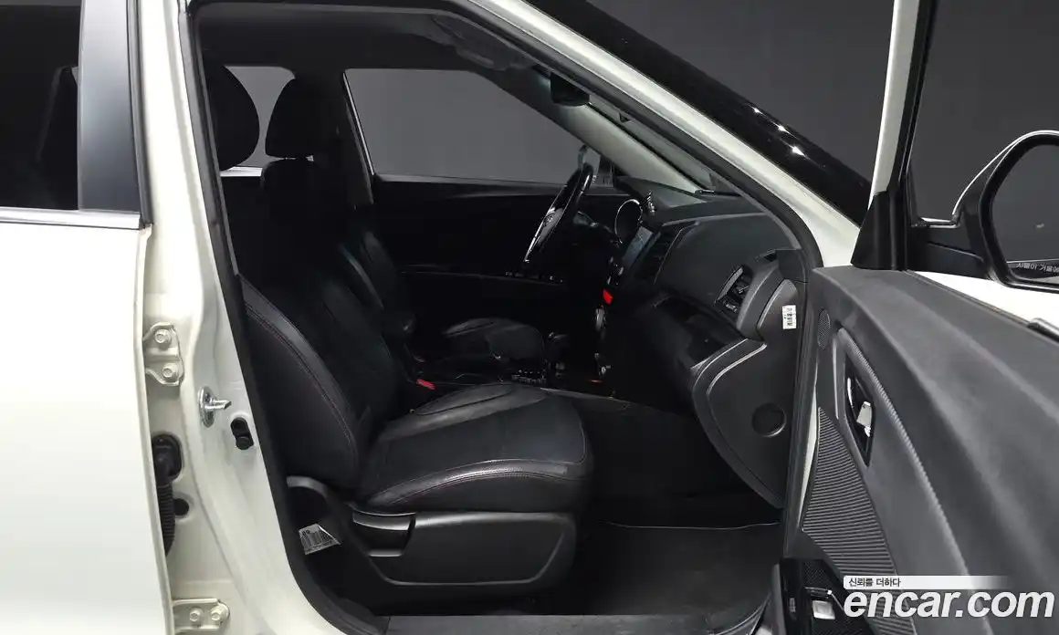 SsangYong TIBOLI 2018 1.6 Автомат в Москве № 718229, фото 11