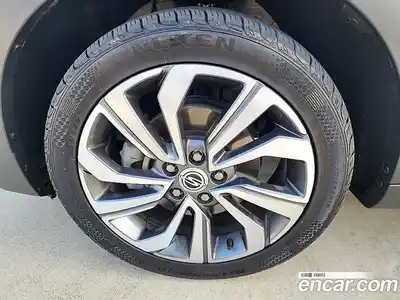 SsangYong TIBOLI 2022 1.5 Автомат в Москве № 718654, миниатюра 5