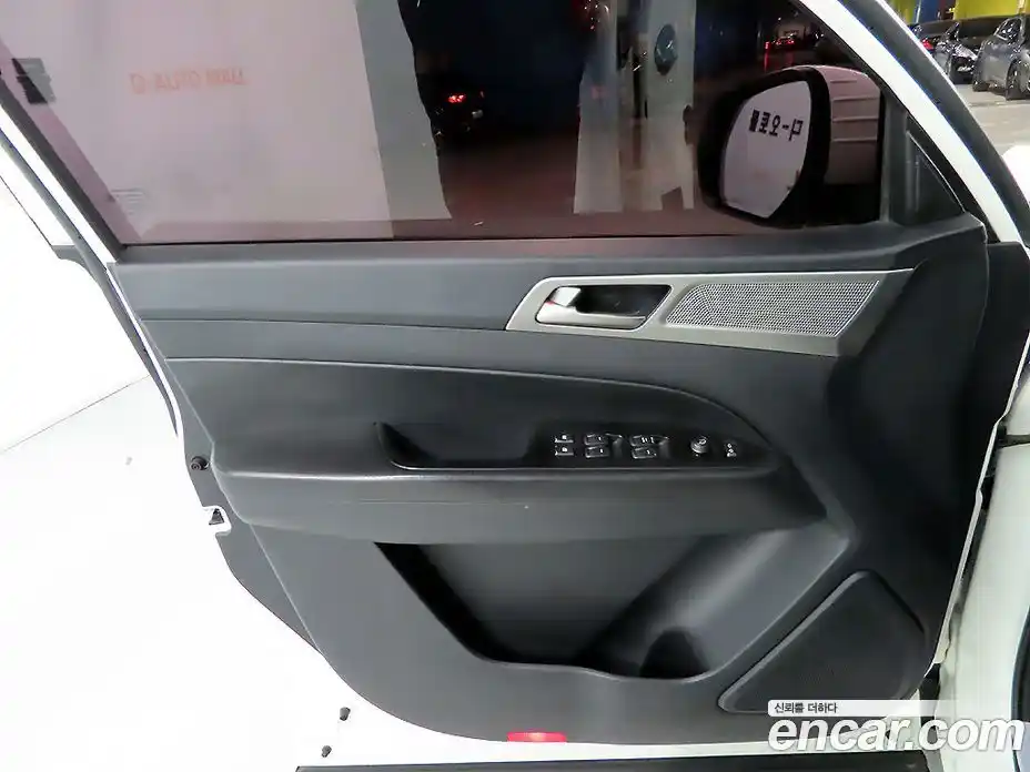 SsangYong Rexton 2018 2.2 Автомат в Москве № 718759, фото 14