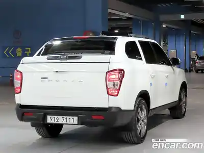 SsangYong Rexton 2018 2.2 Автомат в Москве № 718759, миниатюра 4