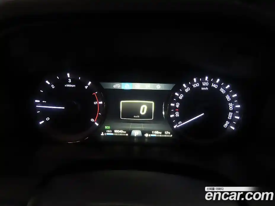 SsangYong Rexton 2018 2.2 Автомат в Москве № 718759, фото 9