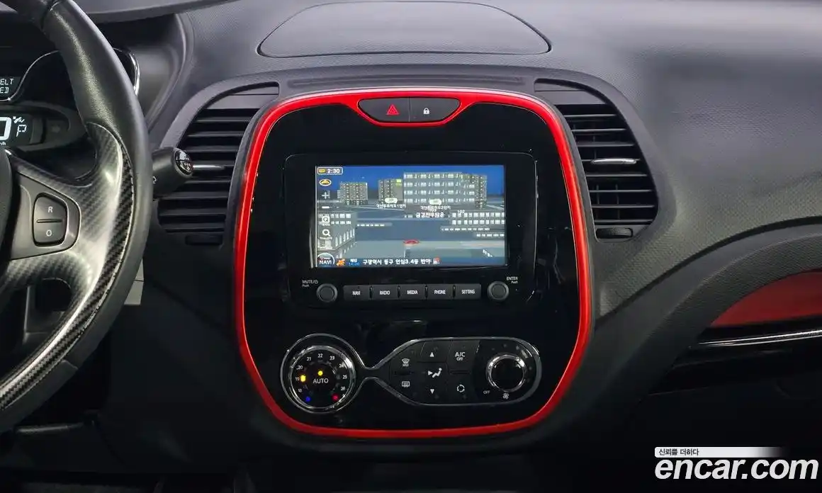 Renault QM3 2016 1.5 Автомат в Москве № 719095, фото 15