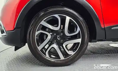 Renault QM3 2016 1.5 Автомат в Москве № 719095, миниатюра 5