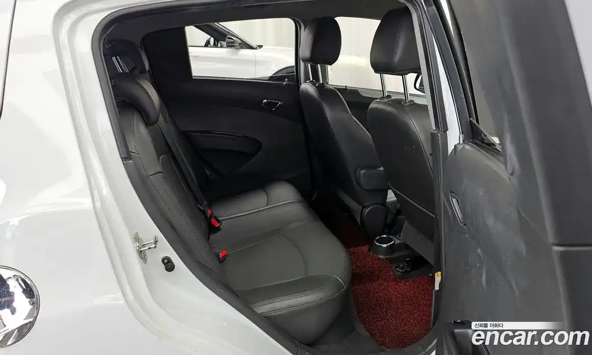 Chevrolet Spark 2014 1.0 Автомат в Москве № 719160, фото 12