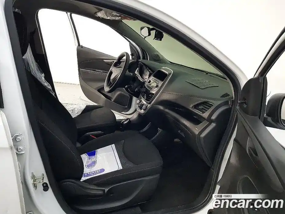 Chevrolet Spark 2017 1.0 Автомат в Москве № 719227, фото 16