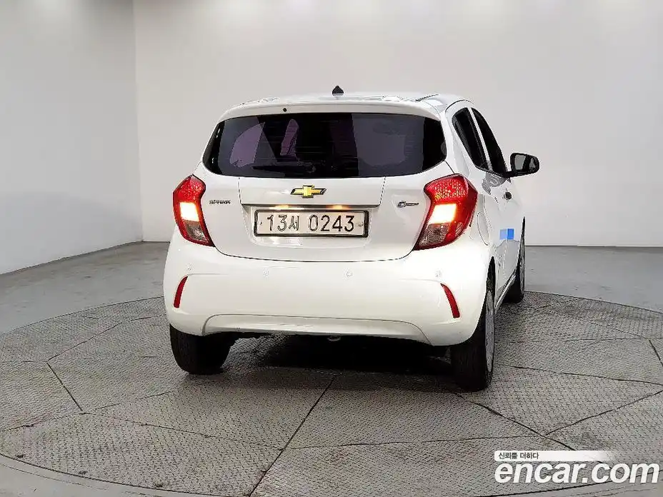 Chevrolet Spark 2017 1.0 Автомат в Москве № 719227, фото 3