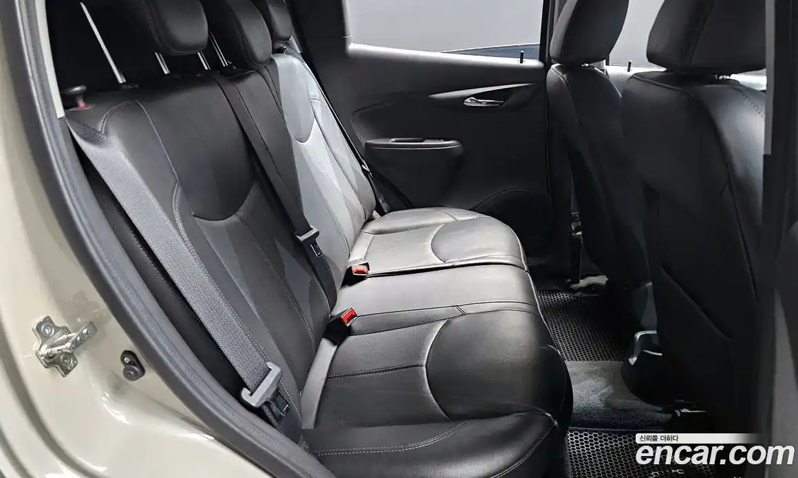 Chevrolet Spark 2017 1.0 Автомат в Москве № 719289, фото 12