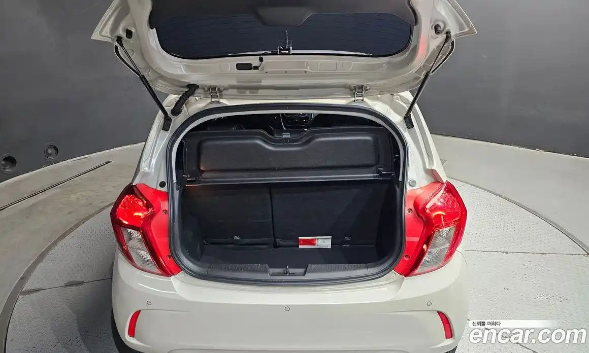 Chevrolet Spark 2017 1.0 Автомат в Москве № 719289, фото 20