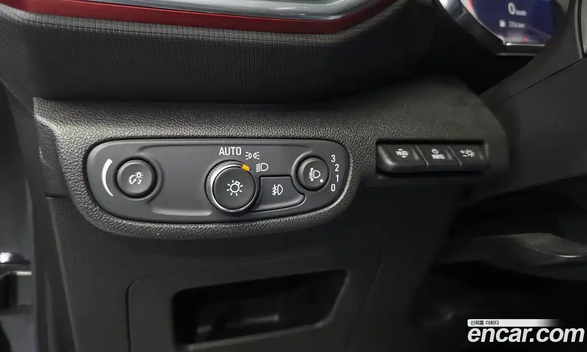 Chevrolet TrailBlazer 2022 1.3 Автомат в Москве № 719340, фото 12