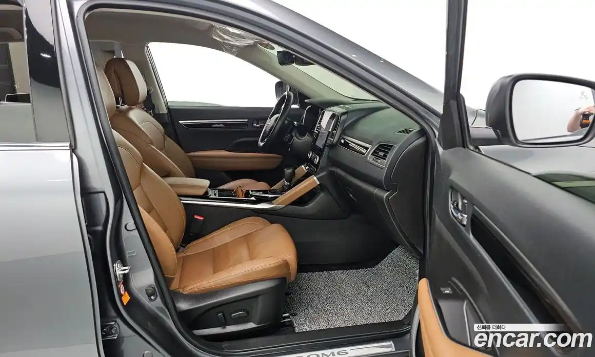 Renault QM6 2024 2.0 Автомат в Москве № 719698, фото 17