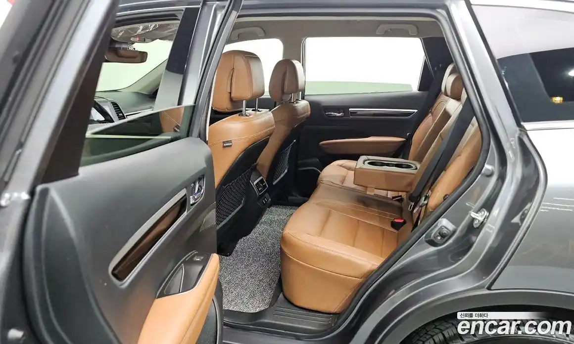 Renault QM6 2024 2.0 Автомат в Москве № 719698, фото 19