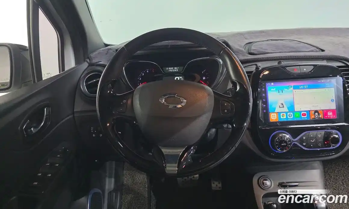 Renault QM3 2017 1.5 Автомат в Москве № 720111, фото 13