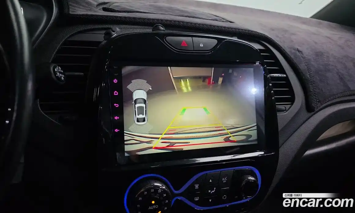 Renault QM3 2017 1.5 Автомат в Москве № 720111, фото 15