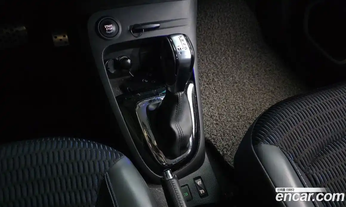 Renault QM3 2017 1.5 Автомат в Москве № 720111, фото 9