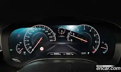 BMW 5-Series 2019 2.0 Автомат в Москве № 720765, миниатюра 8