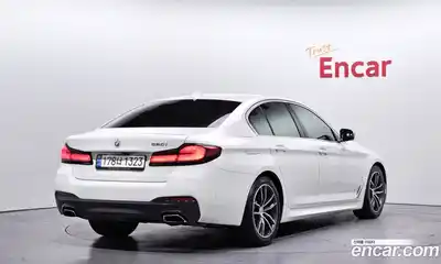 BMW 5-Series 2022 2.0 Автомат в Москве № 720897, миниатюра 2