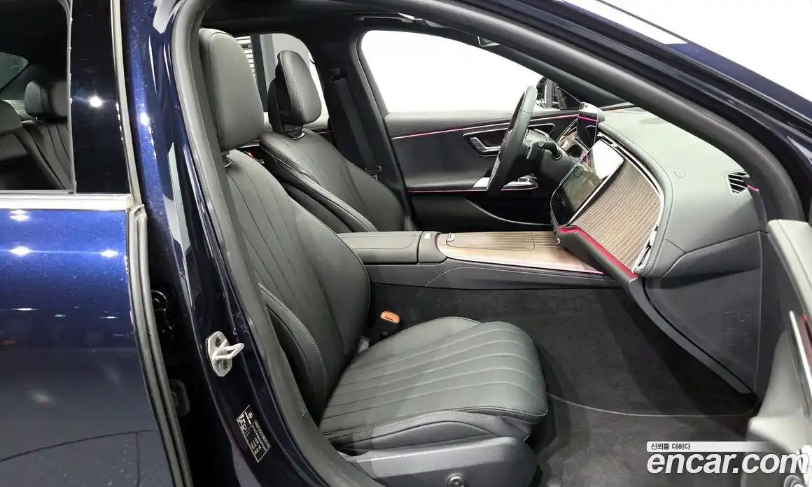 Mercedes-Benz E-Class 2025 2.0 Автомат в Москве № 721695, фото 11