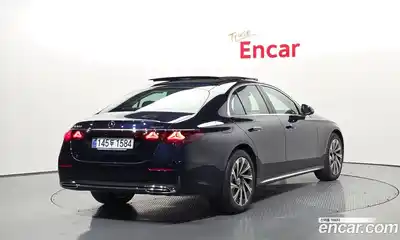 Mercedes-Benz E-Class 2025 2.0 Автомат в Москве № 721695, миниатюра 2