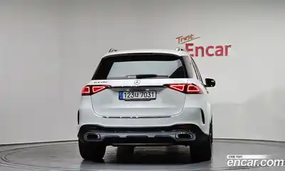 Mercedes-Benz GLE-Class 2023 3.0 Автомат в Москве № 721994, миниатюра 4