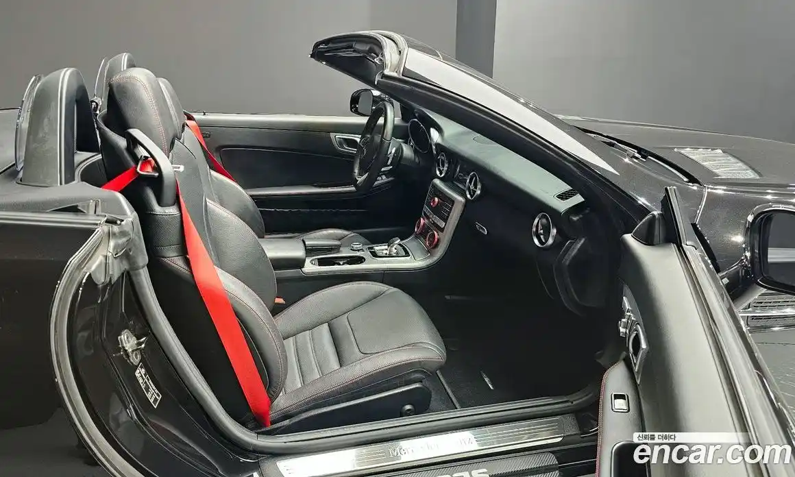 Mercedes-Benz SLC-Class 2018 2.0 Автомат в Москве № 721996, фото 11