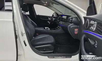 Mercedes-Benz E-Class 2017 2.0 Автомат в Москве № 722688, миниатюра 11