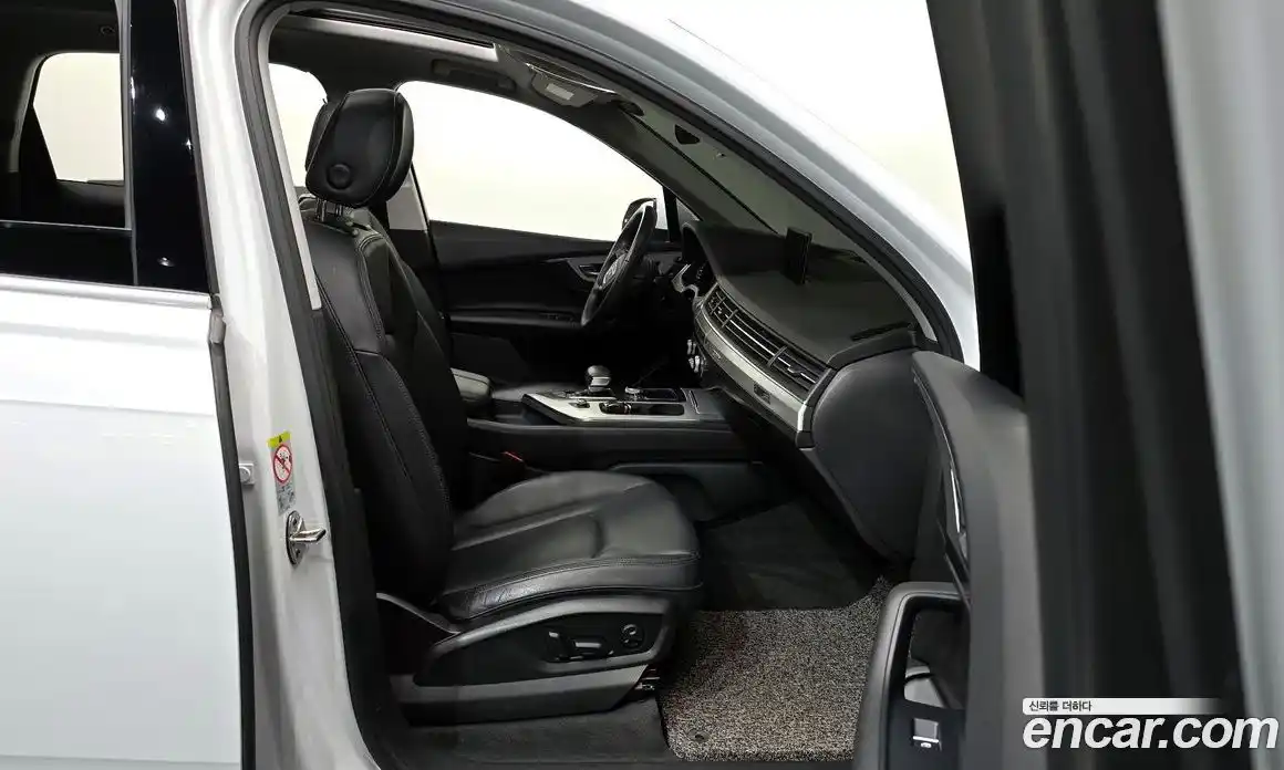 Audi Q7 2019 2.0 Автомат в Москве № 723401, фото 11