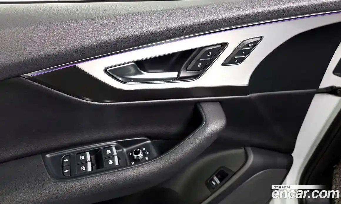 Audi Q7 2019 2.0 Автомат в Москве № 723401, фото 17