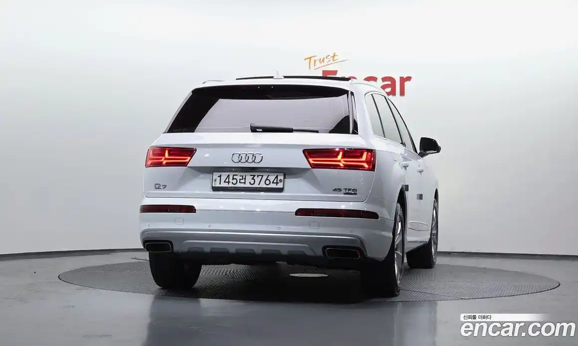 Audi Q7 2019 2.0 Автомат в Москве № 723401, фото 4