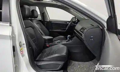 Volkswagen Jetta 2023 1.5 Автомат в Москве № 725087, миниатюра 11