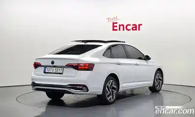 Volkswagen Jetta 2023 1.5 Автомат в Москве № 725087, миниатюра 2