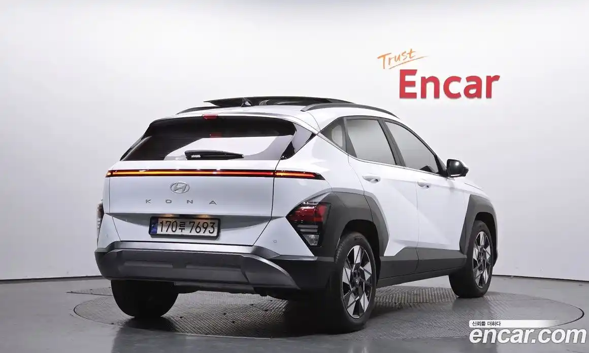 Hyundai Kona 2024 1.6 Автомат в Москве № 745450, фото 1