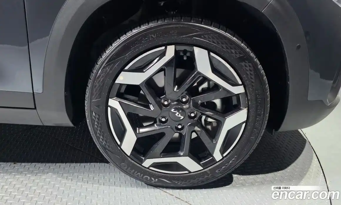 Kia Seltos 2024 1.6 Автомат в Москве № 746127, фото 5