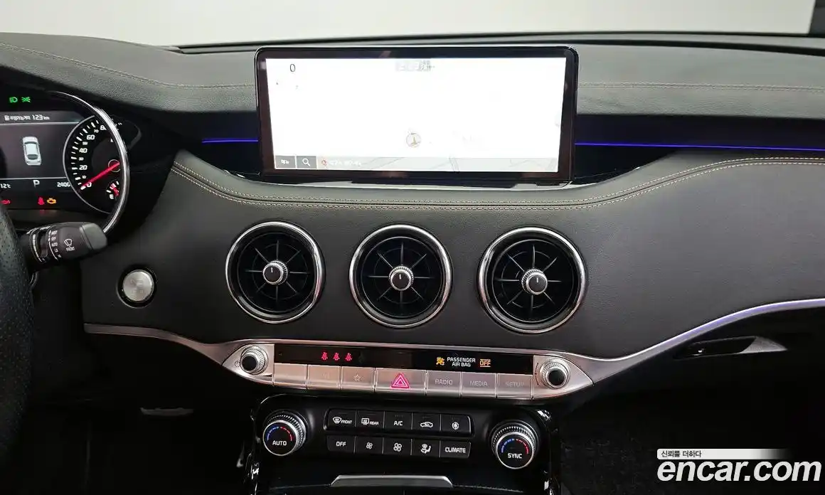 Kia Stinger 2023 3.3 Автомат в Москве № 746164, фото 15