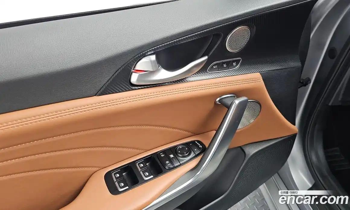 Kia Stinger 2023 3.3 Автомат в Москве № 746164, фото 16