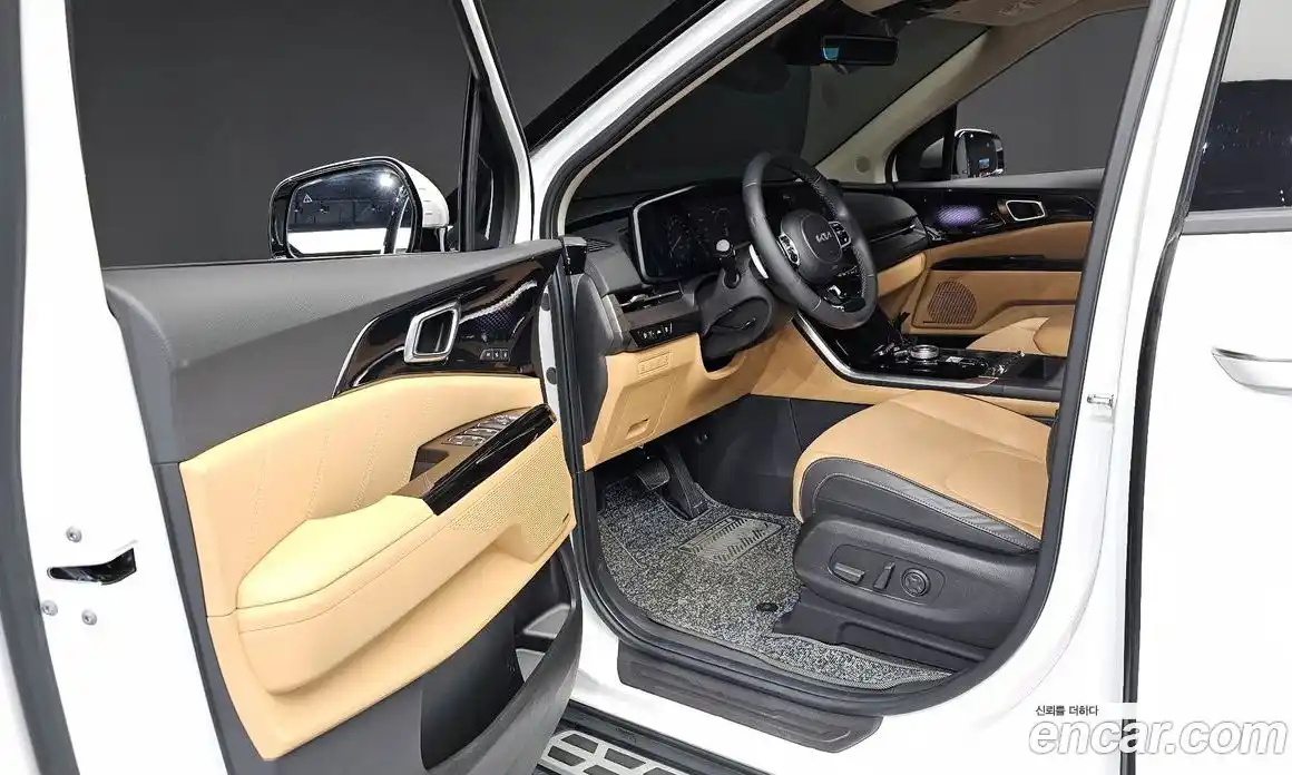 Kia Canival 2023 3.5 Автомат в Москве № 746198, фото 11