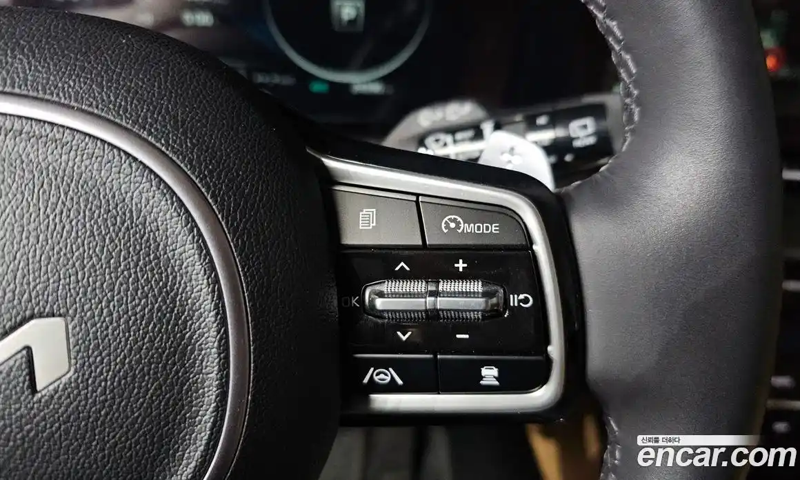 Kia Canival 2023 3.5 Автомат в Москве № 746198, фото 20