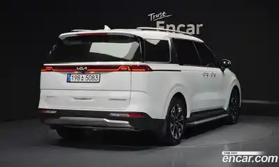 Kia Canival 2023 3.5 Автомат в Москве № 746198, миниатюра 2