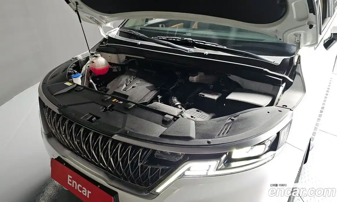 Kia Canival 2023 3.5 Автомат в Москве № 746198, фото 6