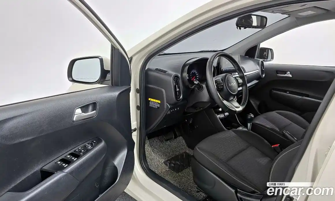 Kia Morning 2023 1.0 Автомат в Москве № 746217, фото 11