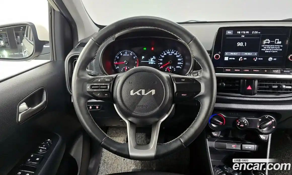 Kia Morning 2023 1.0 Автомат в Москве № 746217, фото 13