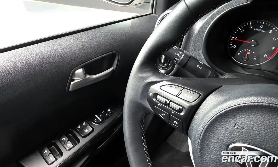 Kia Morning 2020 1.0 Автомат в Москве № 746503, фото 17