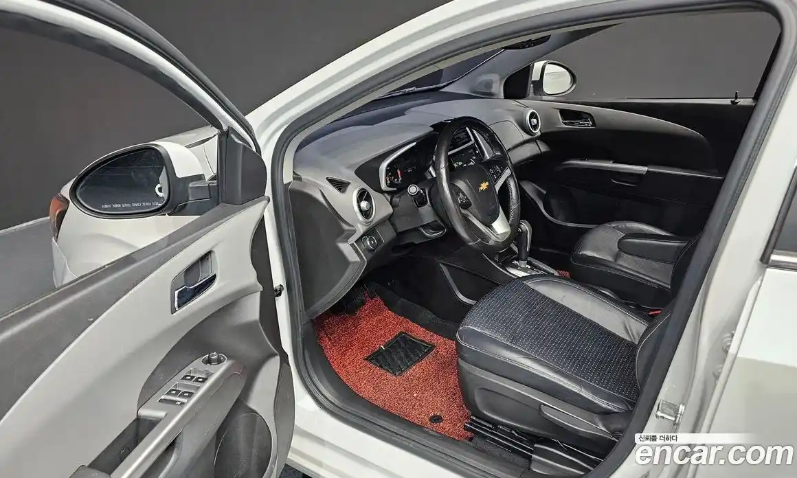 Chevrolet Aveo 2018 1.4 Автомат в Москве № 747560, фото 10