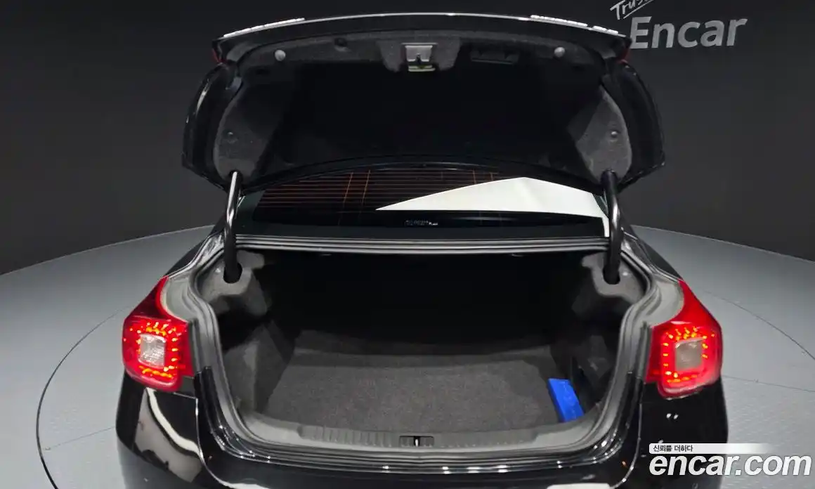 Chevrolet Malibu 2015 2.4 Автомат в Москве № 747616, фото 20